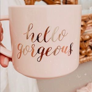 Meet your Posher, Cecilia